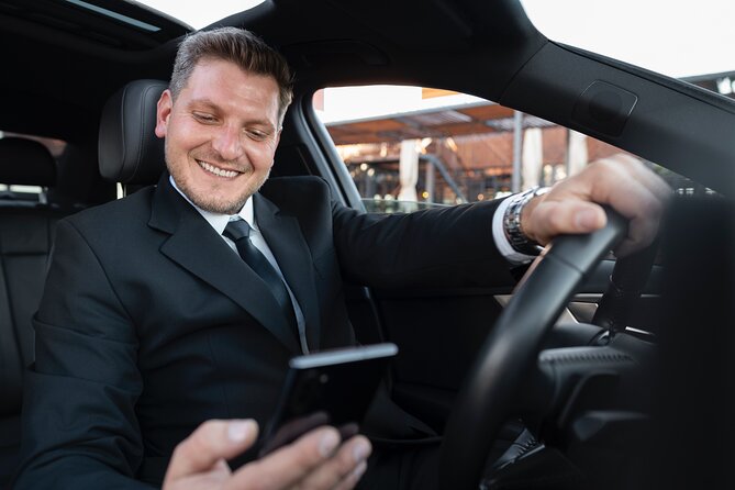 1 to 8 People Private Transfer from Dublin Airport to City Centre - What you really get for the $90 group price
