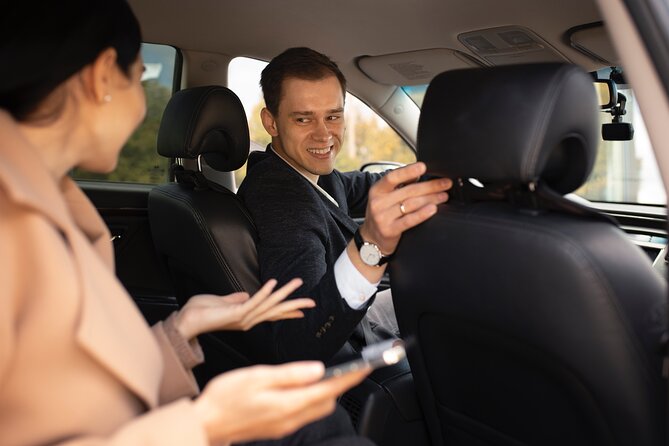 1 to 8 People Private Transfer from Dublin Airport to City Centre - Luggage and comfort: why this works well for 6 people