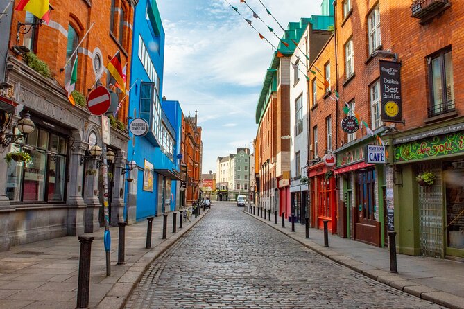 2 Hours Senior’s Historical Private Walking Tour of Dublin - Ha’penny Bridge photo stops over the River Liffey
