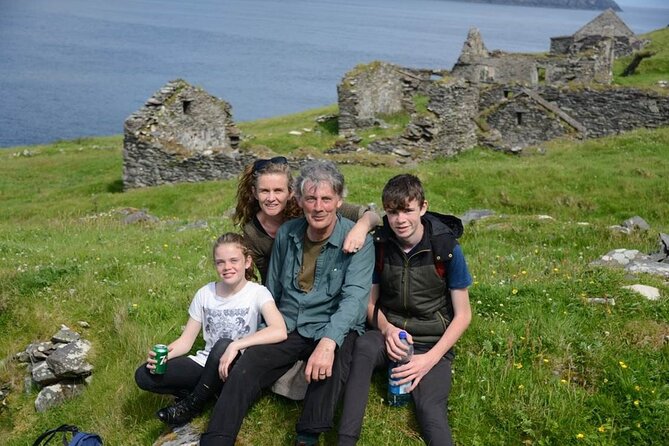4 Hours Dingle Peninsula Private Tour - Stop 1: Slea Head Drive and the Atlantic Edge