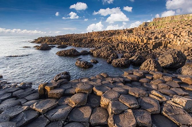 5-Day Northern Ireland and Atlantic Coast Small-Group Tour from Dublin - Overnight Stops and the Road Rhythm: Portrush vs Derry Timing