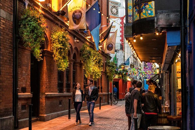 90 Minute Dublin Walking tour and Sightseeing tips - Fast start on foot, 90 minutes of Dublin context