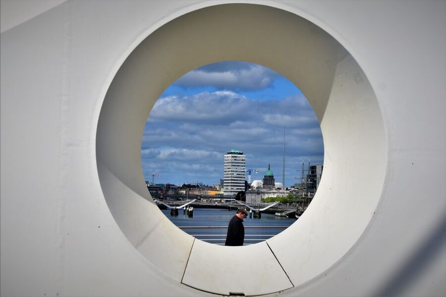 All Dublin 3 hours italian walking tour - Starting at Molly Malone, and why that matters for your first day