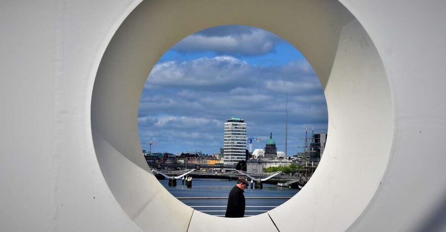 All Dublin 3 hours italian walking tour - Temple Bar without the chaos, plus pub and music ideas