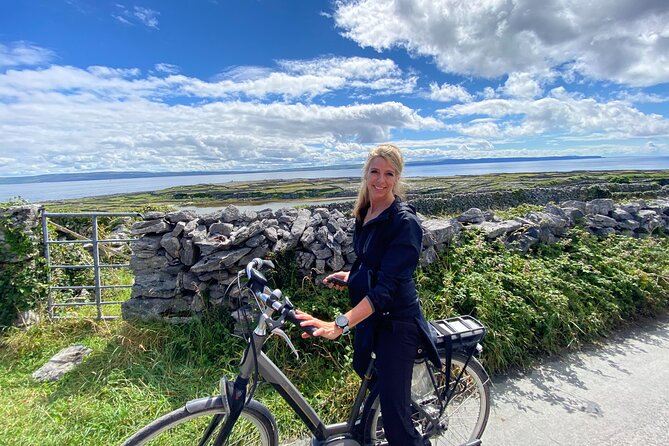 Aran Islands Bike Tour with Tea and Scones from Galway - Doolin stop: 1 hour in a fishing village for lunch and a pint