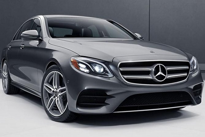 Arrival Transfer: Dublin Airport DUB to Dublin in Business Car - From Airport to Dublin in About 25 Minutes