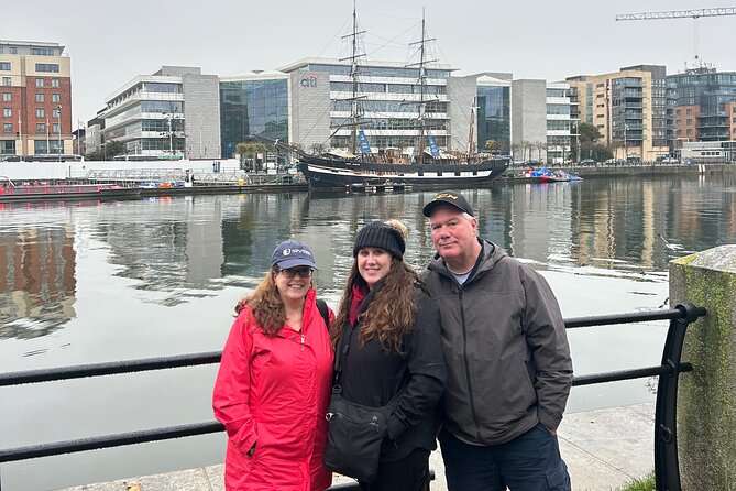 Best Dublin City & Bay Authentic Fun Tour with a True Dubliner - River Liffey and Bridges: Dublin’s Split Personality