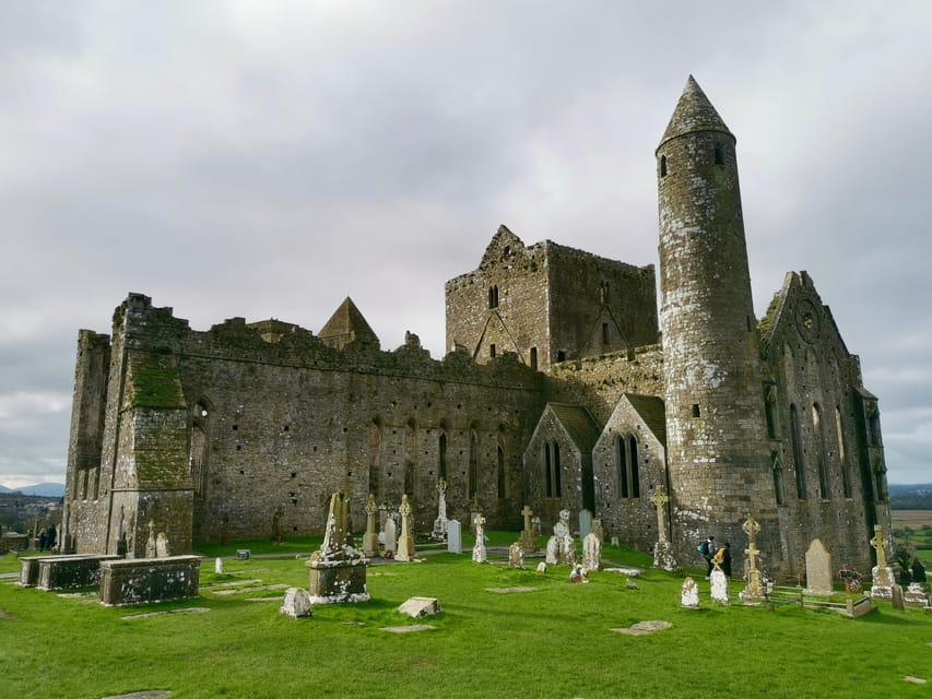 Blarney Castle: Private Guided Day Tour from Dublin - The Mercedes V-Class ride from Dublin, and why comfort matters