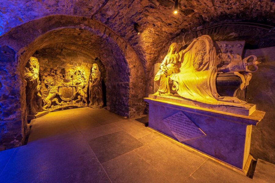 Christ Church Cathedral Entrance Ticket & Self-Guided Tour - Down in the crypt: Magna Carta, relic lore, and the cat and rat