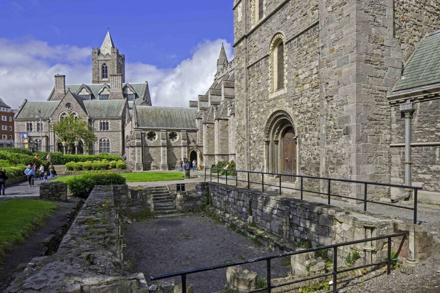 Christ Church Cathedral Entrance Ticket & Self-Guided Tour - The audio guide: how to get the full story without frustration