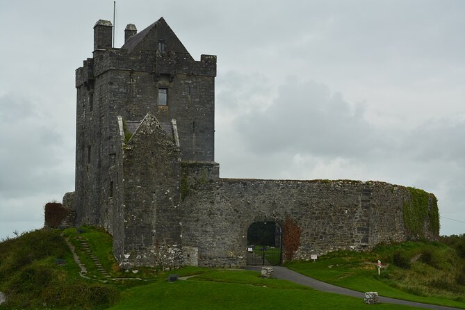 Cliffs of Moher and Burren Private Day Tour - Cliffs of Moher Visitor Centre: Where Your 2 Hours Matter