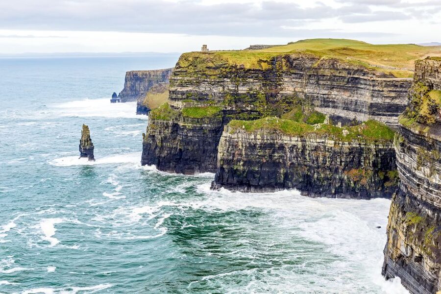Cliffs of Moher Full-Day Tour from Dublin - Kinvara and Dunguaire Castle: West Ireland in Small Doses