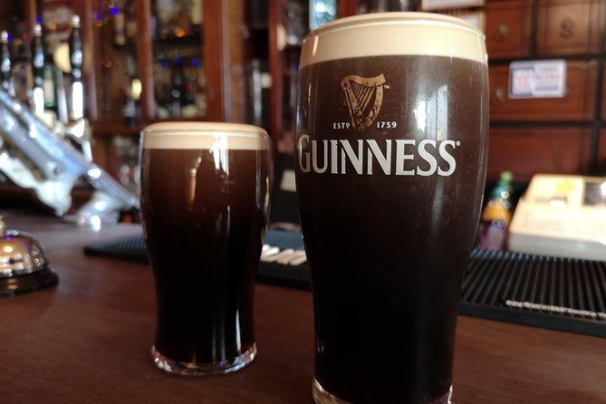 Cliffs of Moher & Galway Bay private tour or Galway city day trip - Lahinch Golf Club: Short Stop, Easy Win for Fans