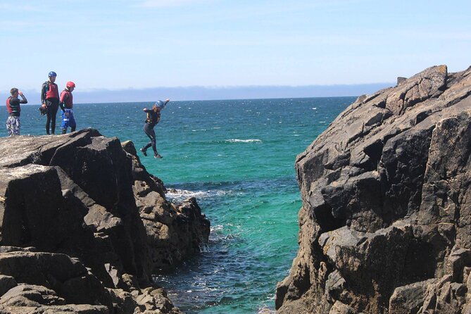 Coasteering on Irelands Wild Atlantic Way - Exploring gullies, caves, cracks, and rock formations