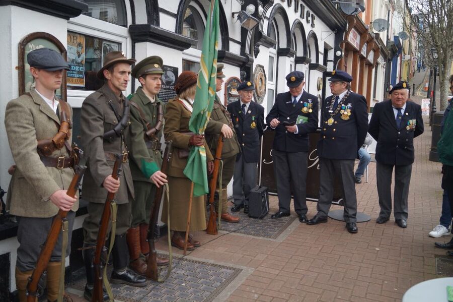 Cobh: Guided Historic Walking Tour - The 2-hour walking format, pace, and route flow