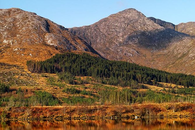 Connemara Day Trip Including Leenane Village and Kylemore Abbey from Galway - A Smooth Day From Galway: Coach Comfort and Real Timekeeping