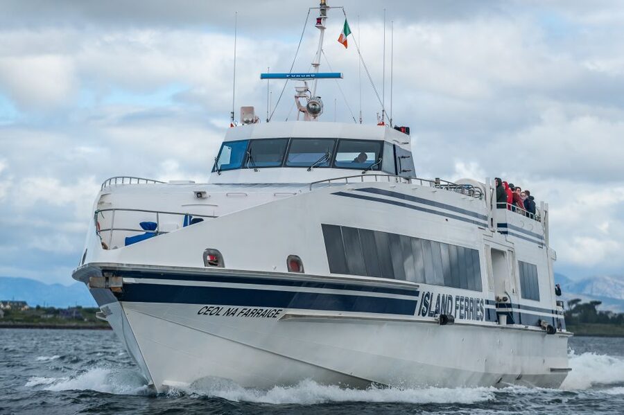 Connemara/Galway: Inis Meáin Return Ferry Transfer - Onboard the luxury ferry: what the crossing gives you