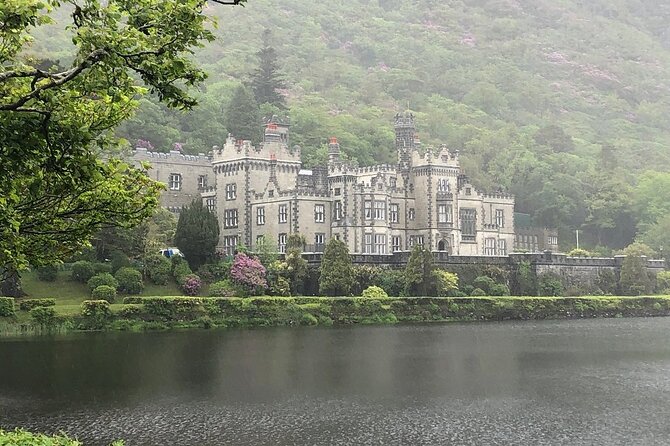 Connemara, Kylemore Abbey and Wild Atlantic Way tour from Galway - Weather-proof tips for Connemara and the Atlantic Way