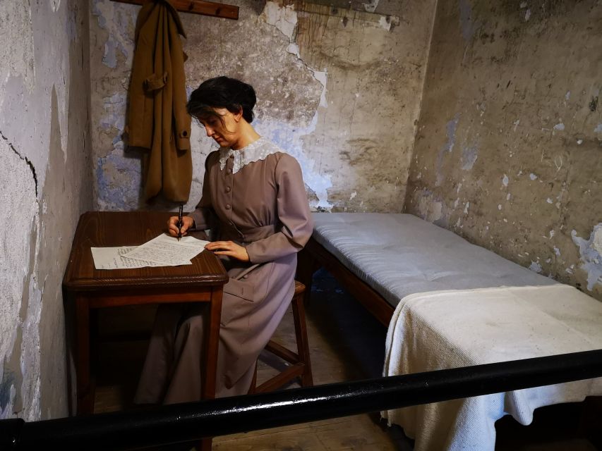 Cork: City Gaol Tour with Audio Guide - Audio guide tips: choose the right pace and plan 1-2 hours