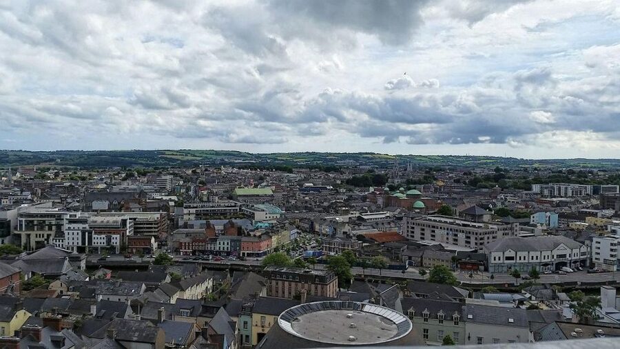 Cork Private Walking Tour - Black Death and the Wars of the Roses, explained through the city’s lived effects