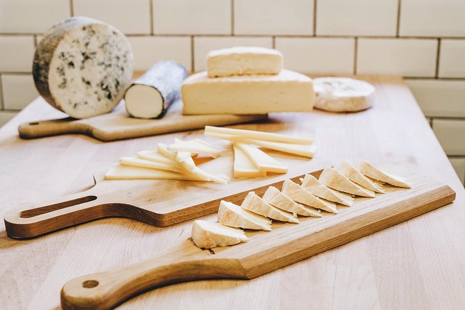 Delicious Dublin Food Tour - A Dublin food tour that feels like the city’s insider notebook
