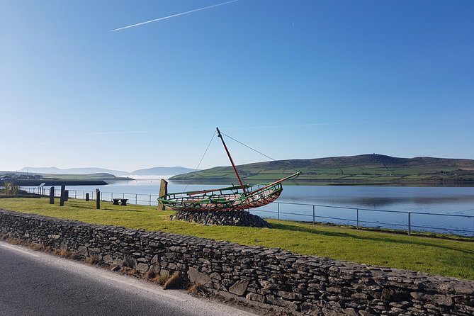 Dingle Peninsula and Slea Head Drive Group Tour - Stop 1: Eask Tower for quick, sweeping coastline views