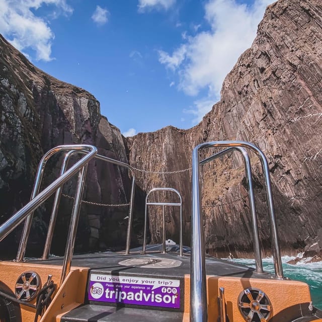 Dingle: Sea Safari by RIB Boat - Gear Up at the Dingle Sea Safari Office