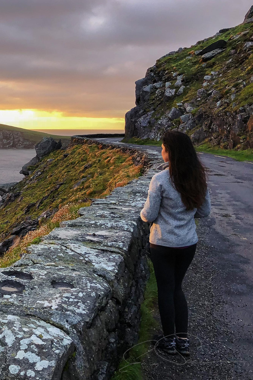 Dingle: Slea Head Sunset & Magic Hours Photo Tour - Getting picked up in Dingle and rolling out in a minibus