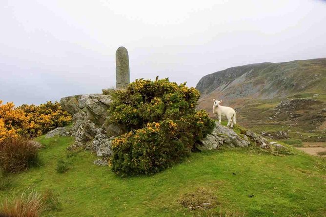 Donegal Coast One Day Self-Guided E-Bike Tour - The two culture stops: Glencolmcille and Clocha na hEireann