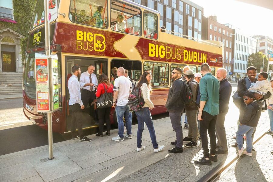 Dublin: Big Bus Hop-On, Hop-Off Tour with Live Guide - Dublin Castle, two cathedrals, and the whiskey-and-beer stretch