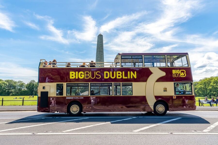 Dublin: Big Bus Hop-On, Hop-Off Tour with Live Guide - Starting at 13 O’Connell Street Upper, then getting your bearings fast