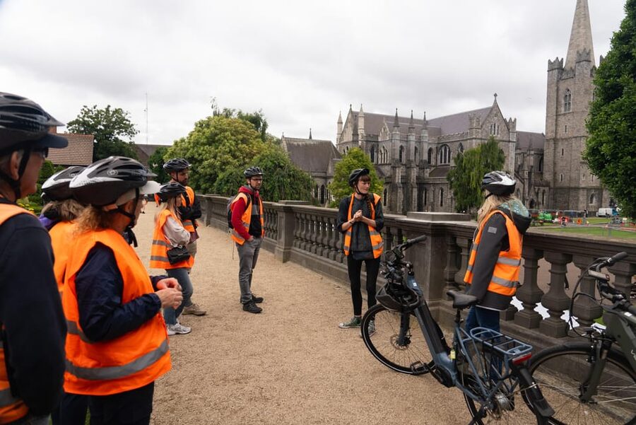 Dublin: Bike & E-Bike Tour with a Local Guide - Key reasons to ride