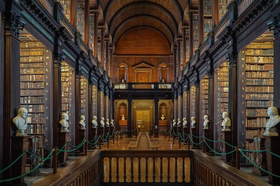Dublin: Book of Kells, Dublin Castle and Christ Church Tour - Dublin Castle courtyards: power without the full ticket price