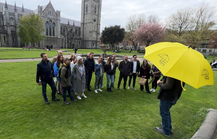 Dublin: Bucket List Sights Walking Tour - Starting at Christchurch Cathedral, Look for the Yellow Umbrella