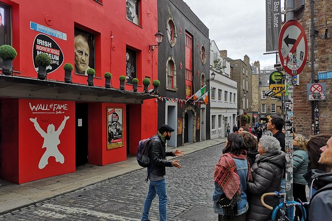 Dublin City Center Walking Tour - Dublin Castle: events, a famous prisoner, and the Spain-Ireland link