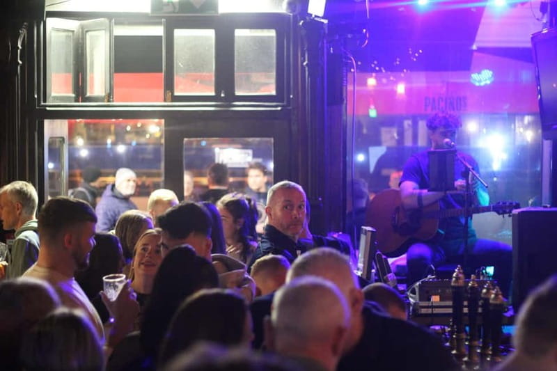 Dublin: City Pub Crawl Experience - Late-Night Finish at D Two: The Point Where the Night Levels Up