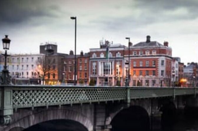 Dublin City Sightseeing with Private Chauffeur Day Tour - Why a private chauffeur day works so well in Dublin