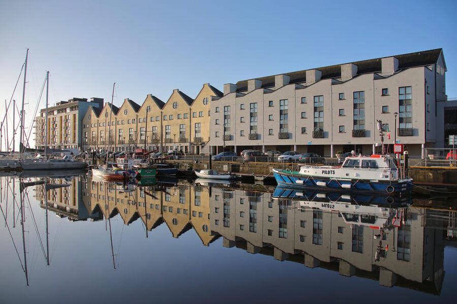 Dublin: Cliffs of Moher, Doolin, Burren, and Galway Day Trip - From Molly Malone to the Atlantic: how the day starts