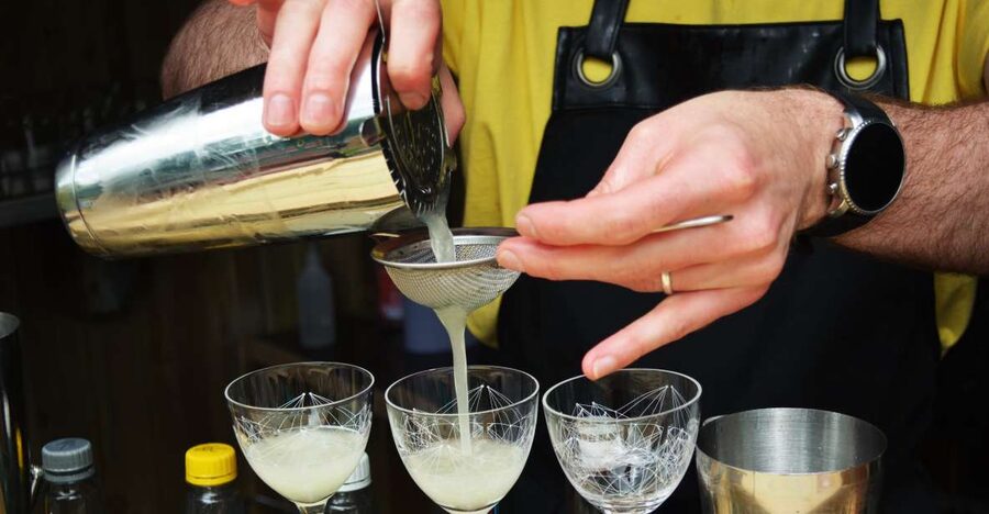 Dublin: Cocktail Masterclass - Stillgarden Distillery: where the science meets the shake