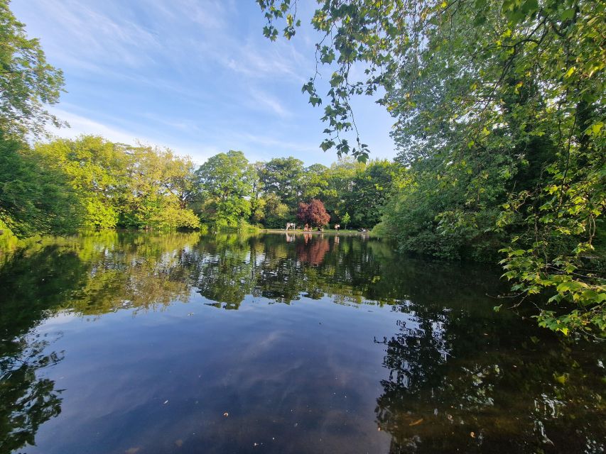 Dublin: Dublin City Highlights Private Guided Walking Tour - Trinity College Dublin: Elizabeth I, the Book of Kells, and the Brian Boru Harp