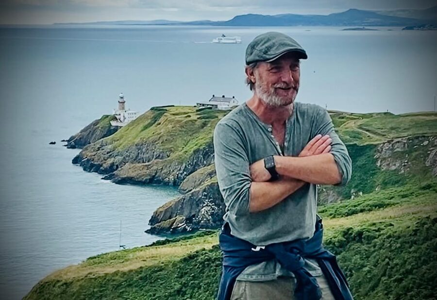 Dublin: Dublin Coastal Hike and Pints & Puppies - Howth is the secret shortcut out of Dublin