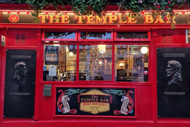 Dublin Express Private Guided Walking Tour - The music-heavy touches: why Claddagh Records and the Wall of Fame work