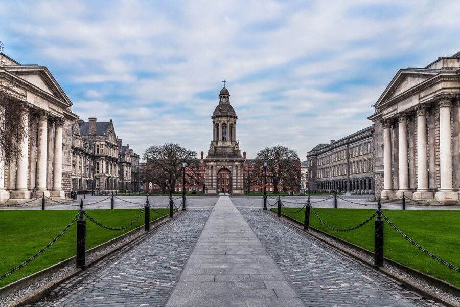 Dublin: Fast-Track Book of Kells Ticket & Dublin Castle Tour - Why this fast-track Book of Kells visit feels worth it