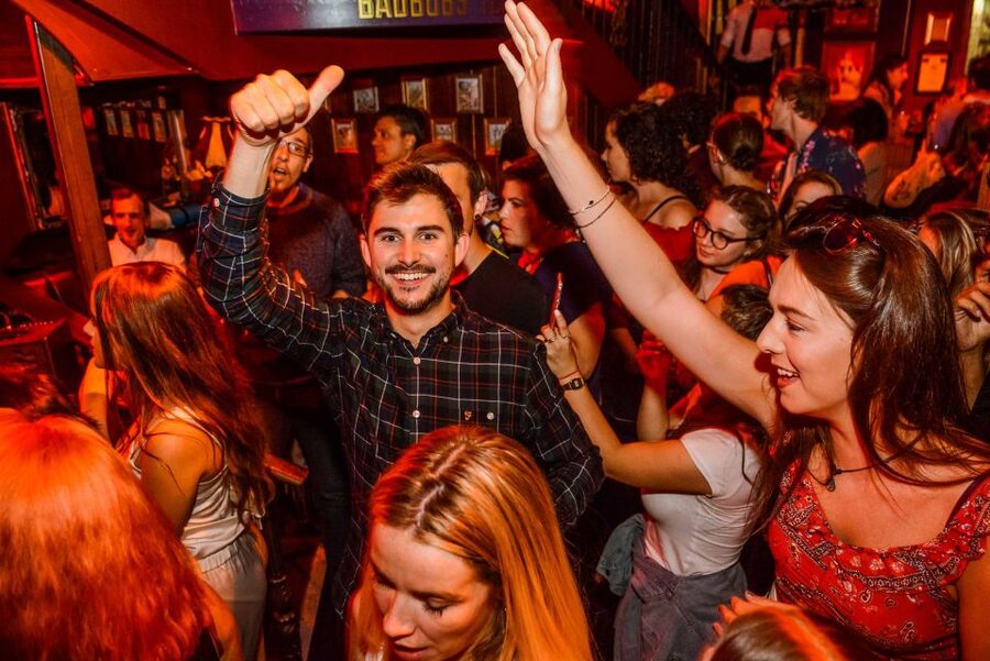 Dublin: Generation Pub Crawl - The middle stops: 5 venues, real pub atmosphere, and deals