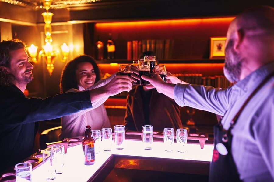 Dublin: Guinness Storehouse Connoisseur Experience - A Private Guinness Bar on Level 4, Not Just a Beer Exhibit