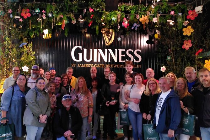 Dublin Guinness Storehouse, Molly Malone Statue and Book of Kells - Guinness Storehouse: skip-the-line entry and that included Gravity Bar pint