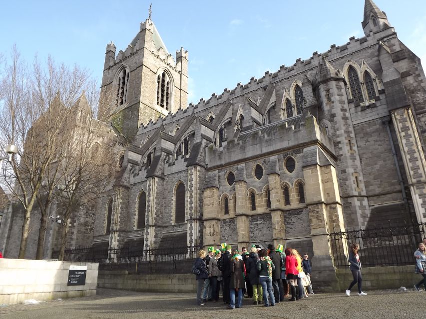 Dublin: Highlights and Hidden Corners Walking Tour - Why 2.5 hours in Dublin center works so well