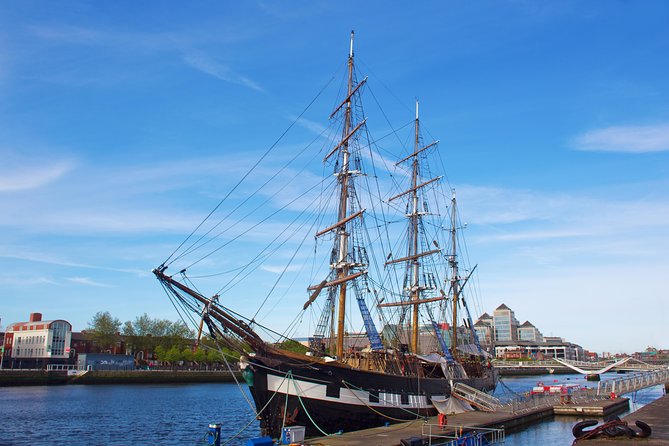 Dublin Hop-on Hop-off Bus Tour - Live Tour auf Deutsch - Stop-by-stop highlights: what to do when you hop off
