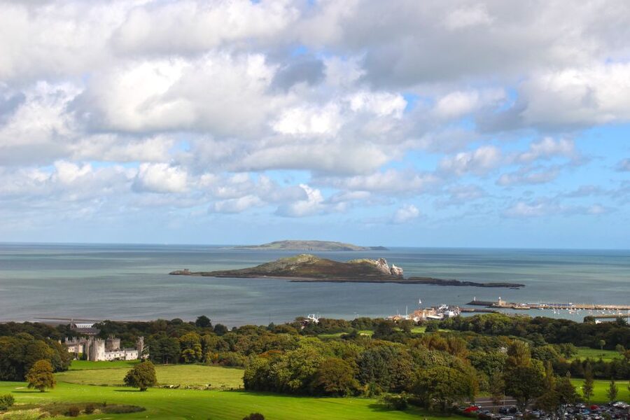 Dublin: Howth Coastal Hiking Tour - Baily Lighthouse, Cliff Walk, and Balscadden Bay