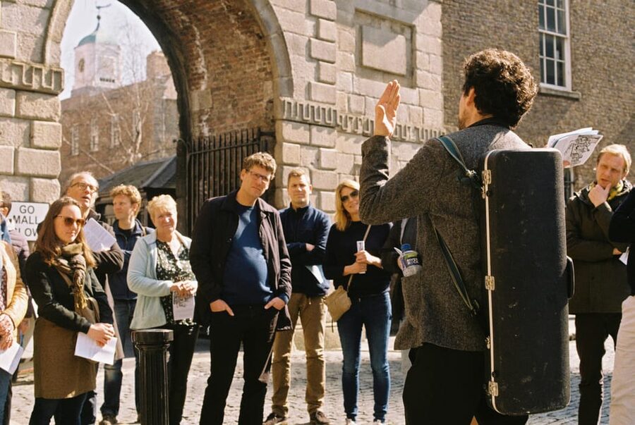 Dublin: Irish Music Walking Tour with Live Performance - Why this Dublin music walk feels different from typical tours